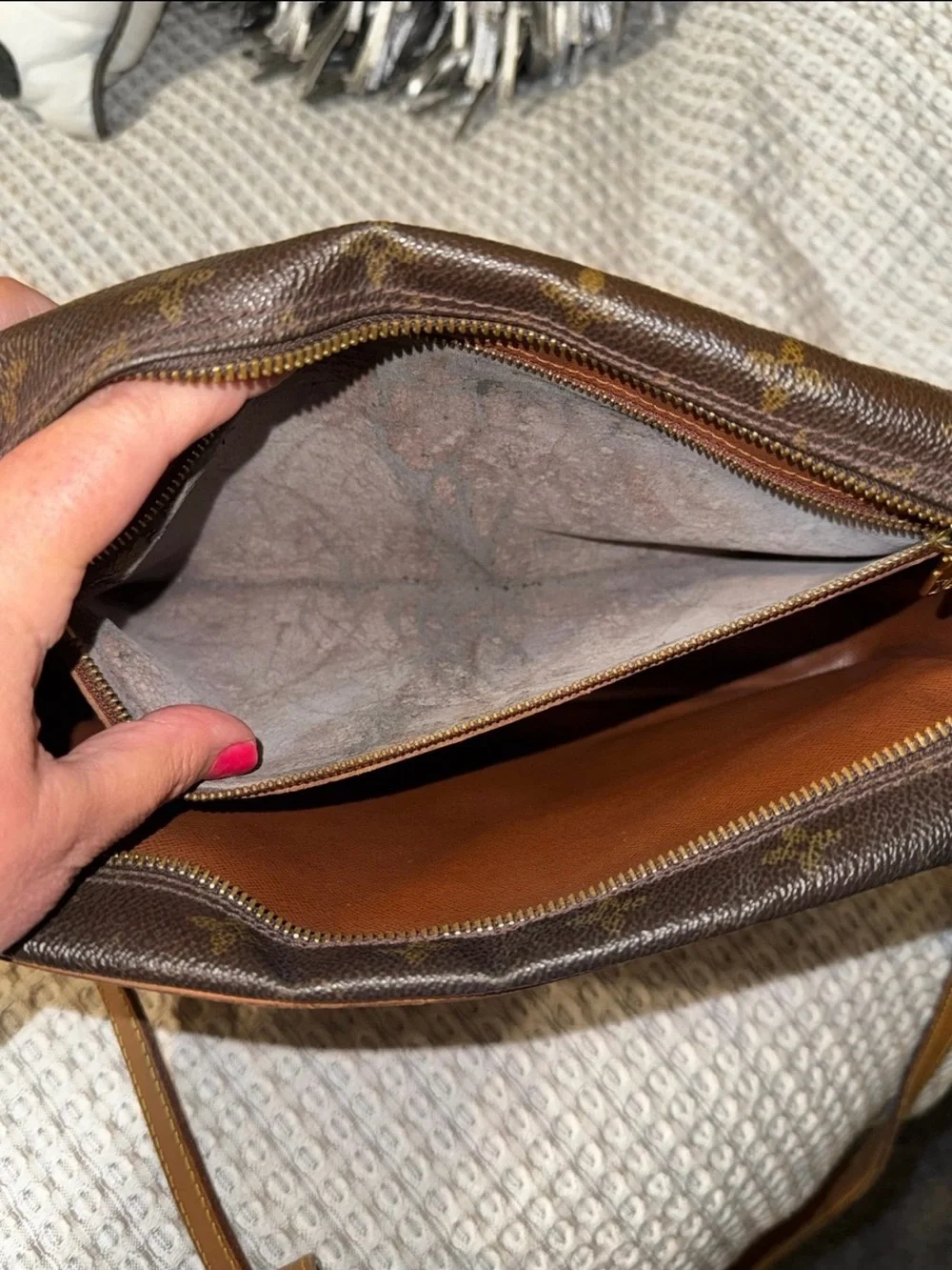 Louis Vuitton classic louis